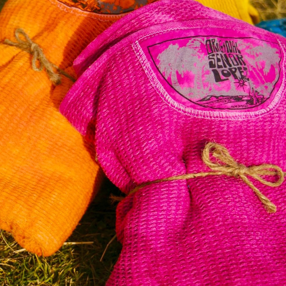 NWT Senor Lopez Beach Towel XL (6ftx3ft) ~ Neon Pink